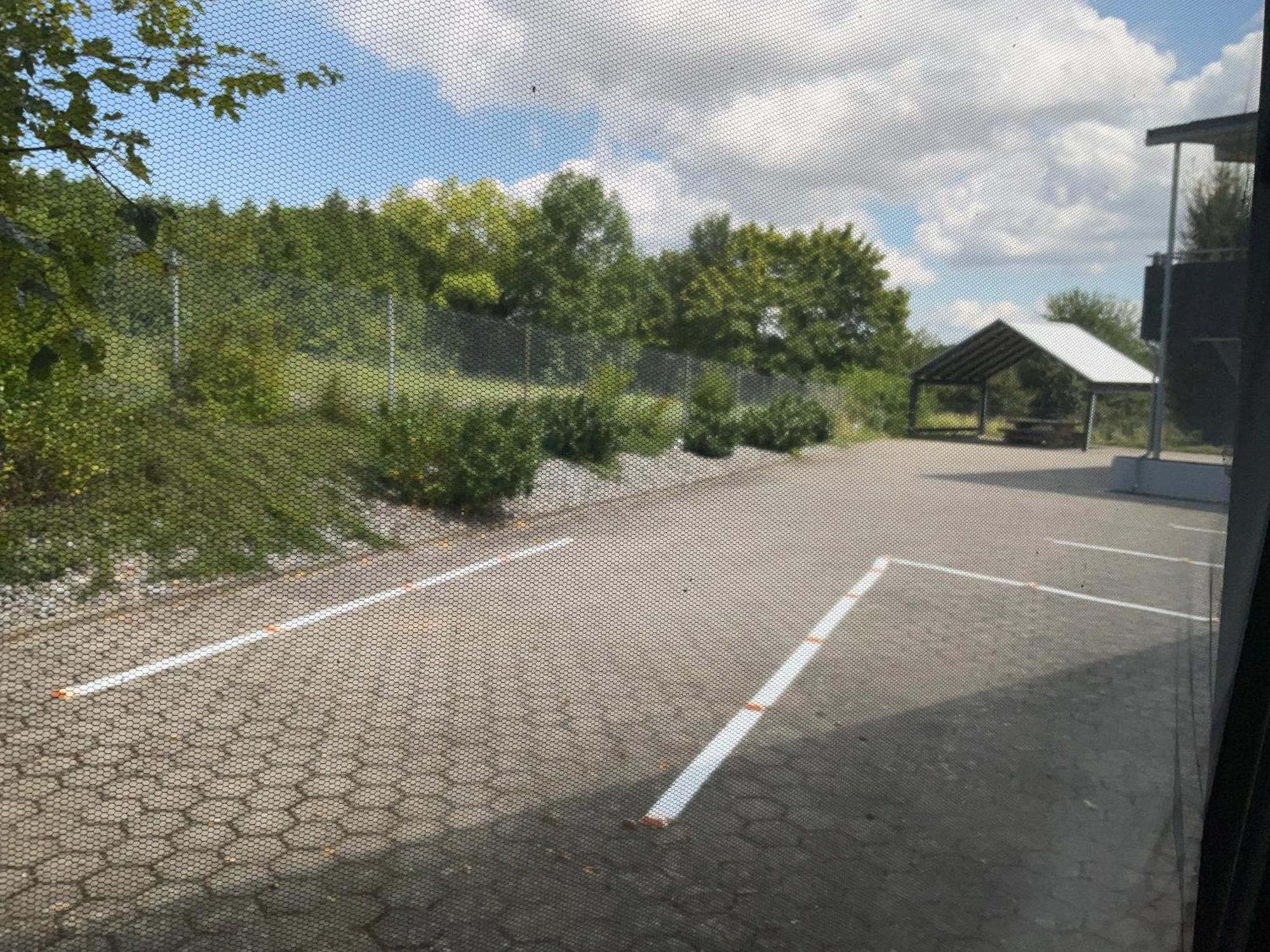 Gaestehaus Wuerzburg 24H Estenfeld Luaran gambar