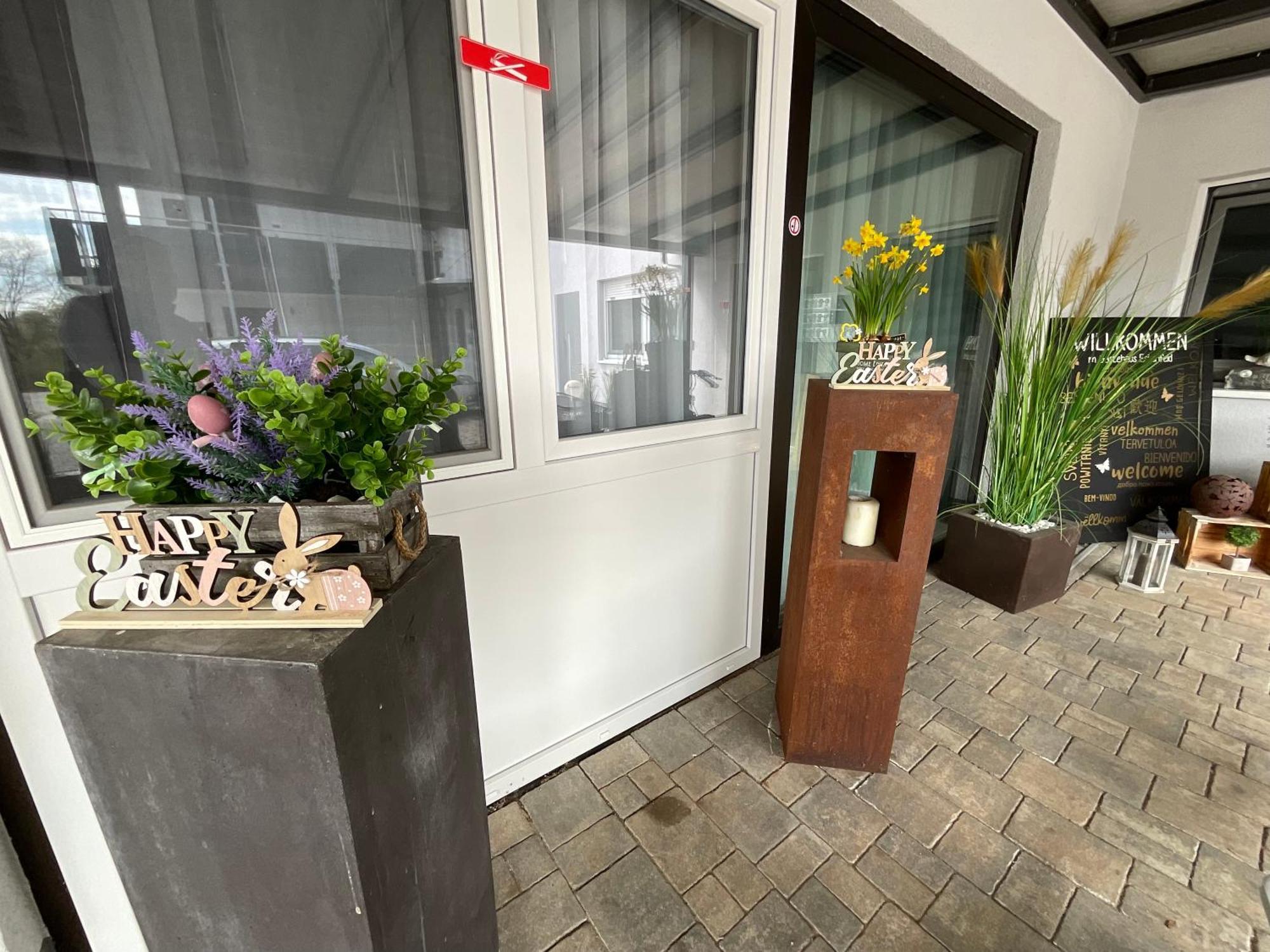 Gaestehaus Wuerzburg 24H Estenfeld Luaran gambar